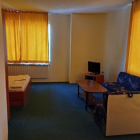 Hotel Интернационал Kulata Exterior foto