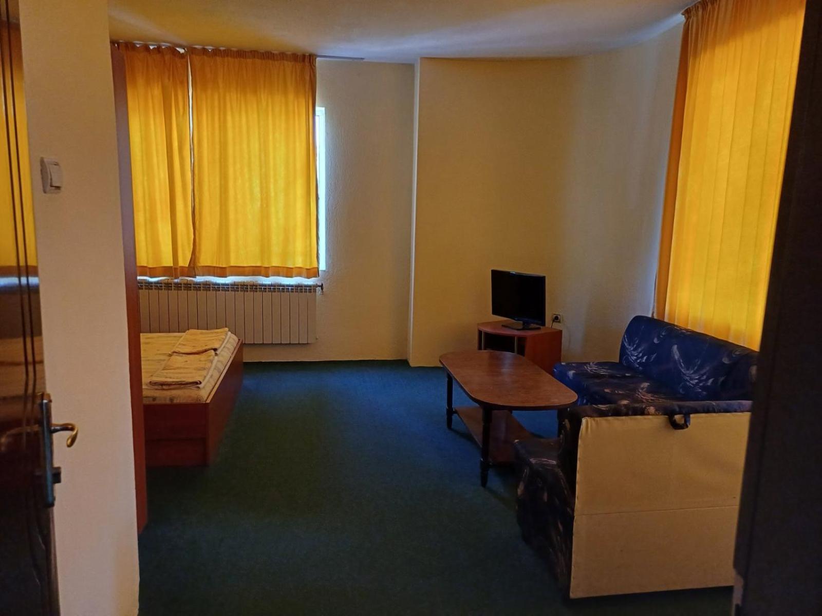 Hotel Интернационал Kulata Exterior foto