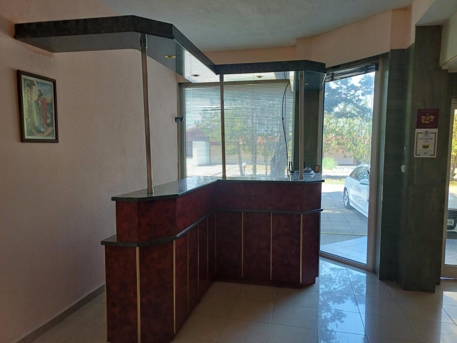 Hotel Интернационал Kulata Exterior foto